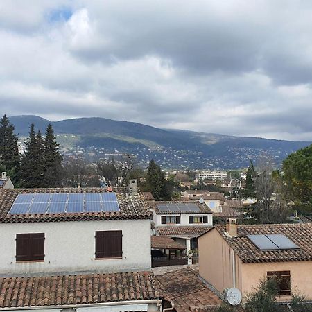 Auberge Les Aromes Grasse Bagian luar foto