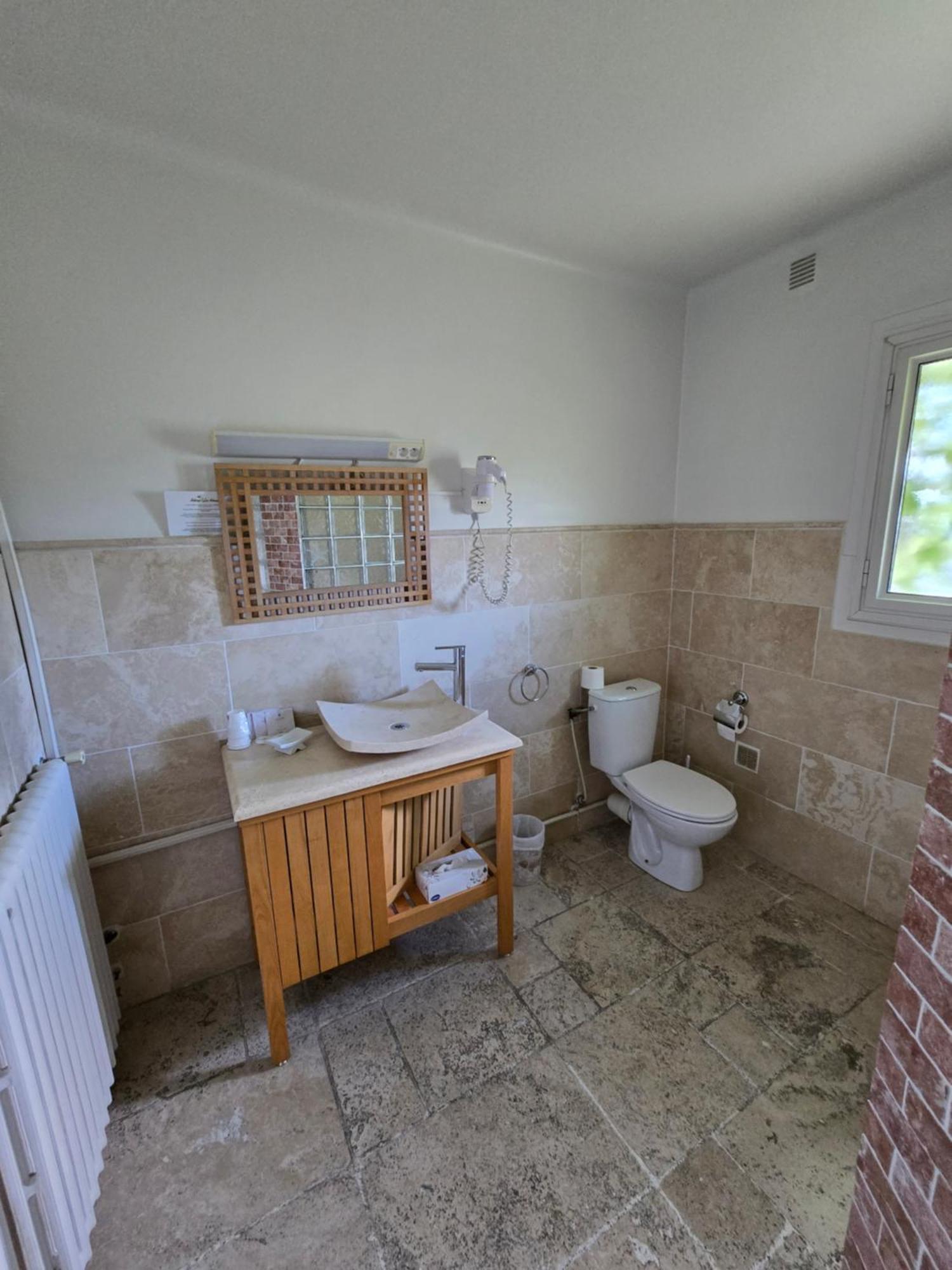 Auberge Les Aromes Grasse Bagian luar foto